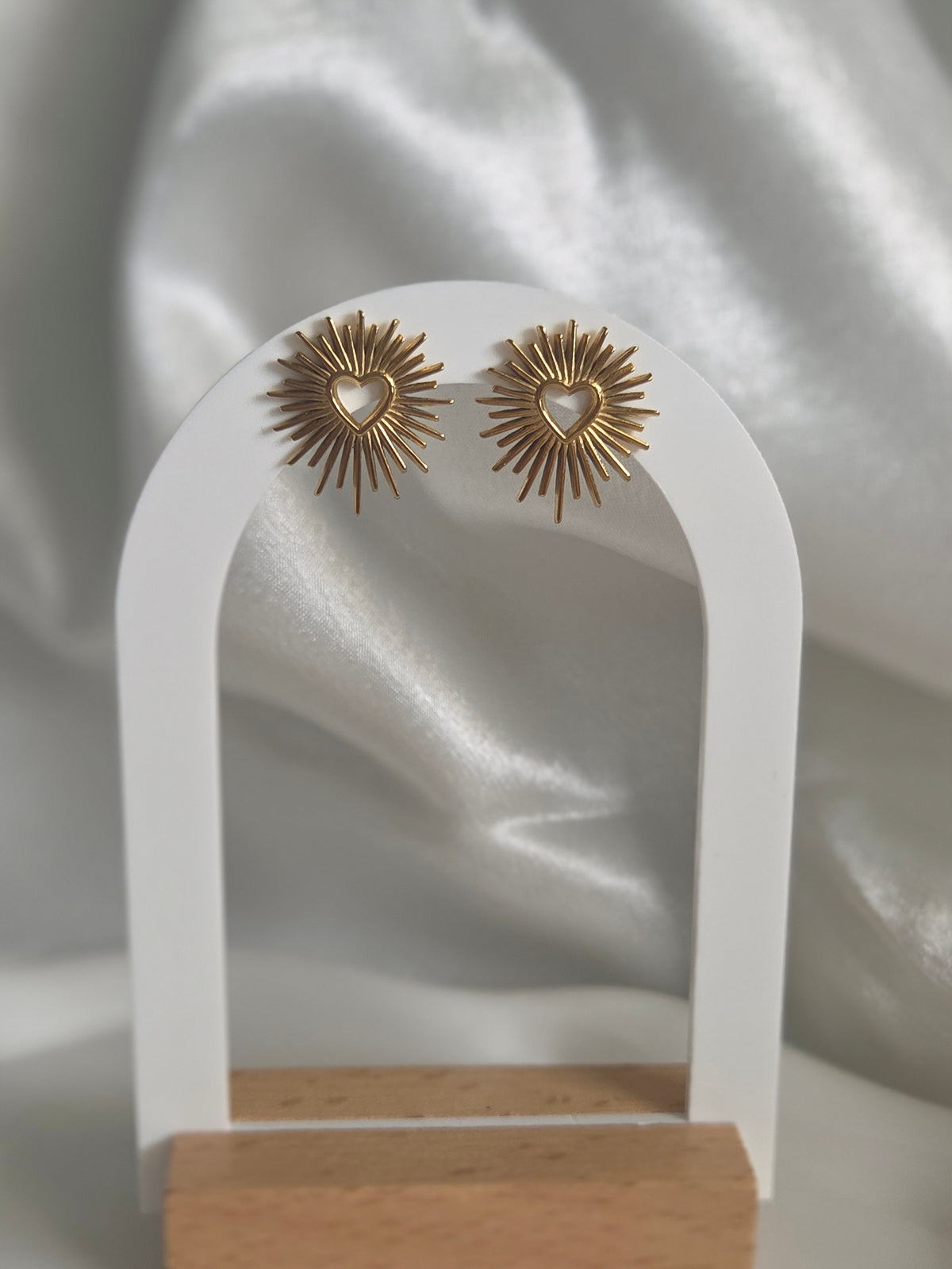 Alma Earrings