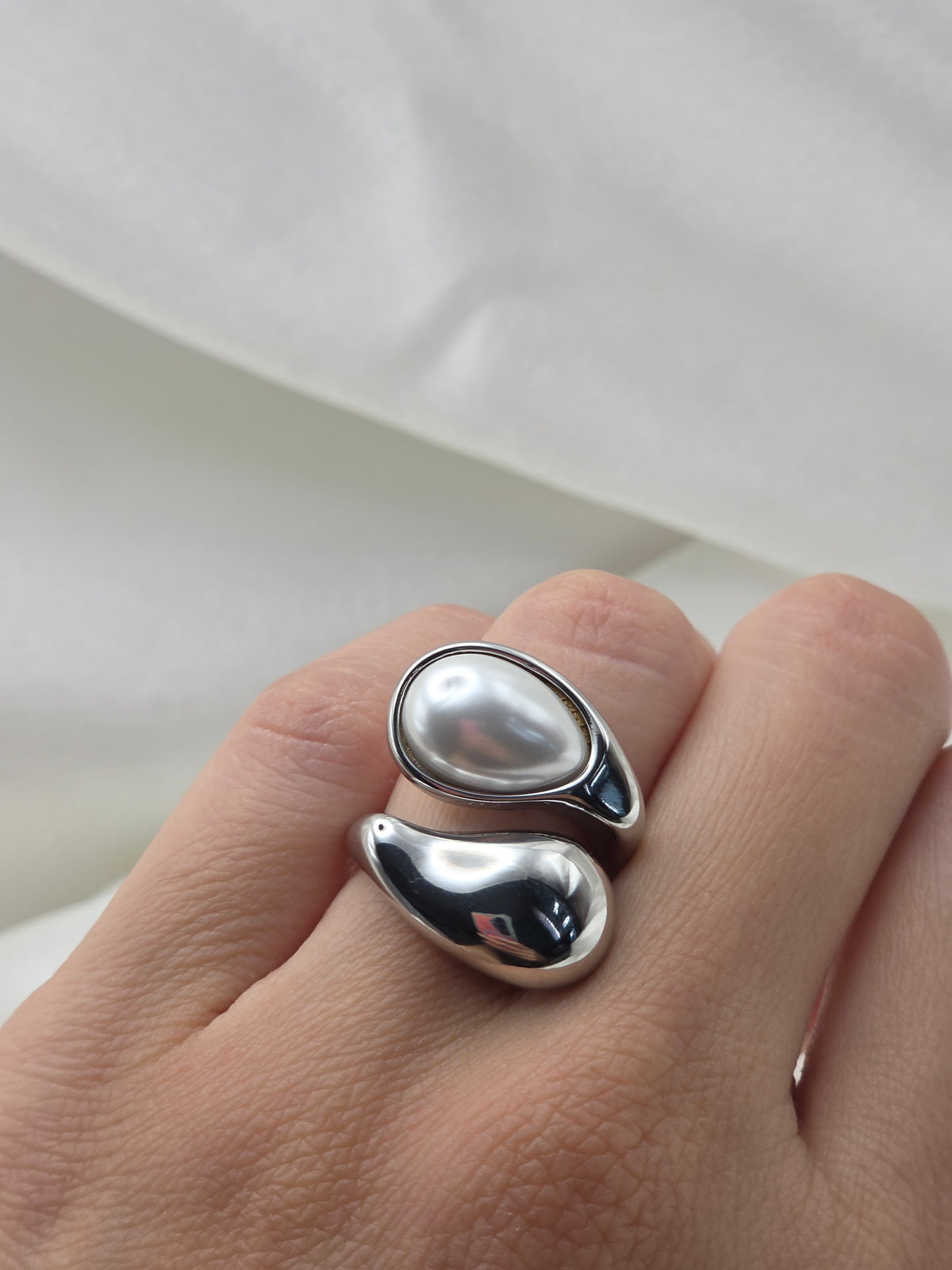 Elara Silver Ring