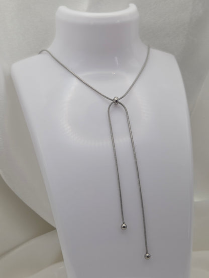 Trazo Silver Necklace