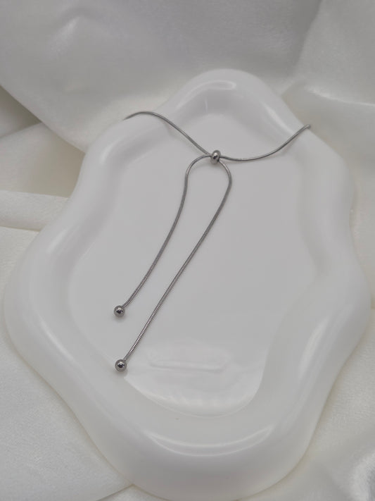 Trazo Silver Necklace