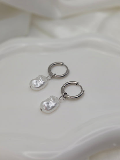 Perle Earrings