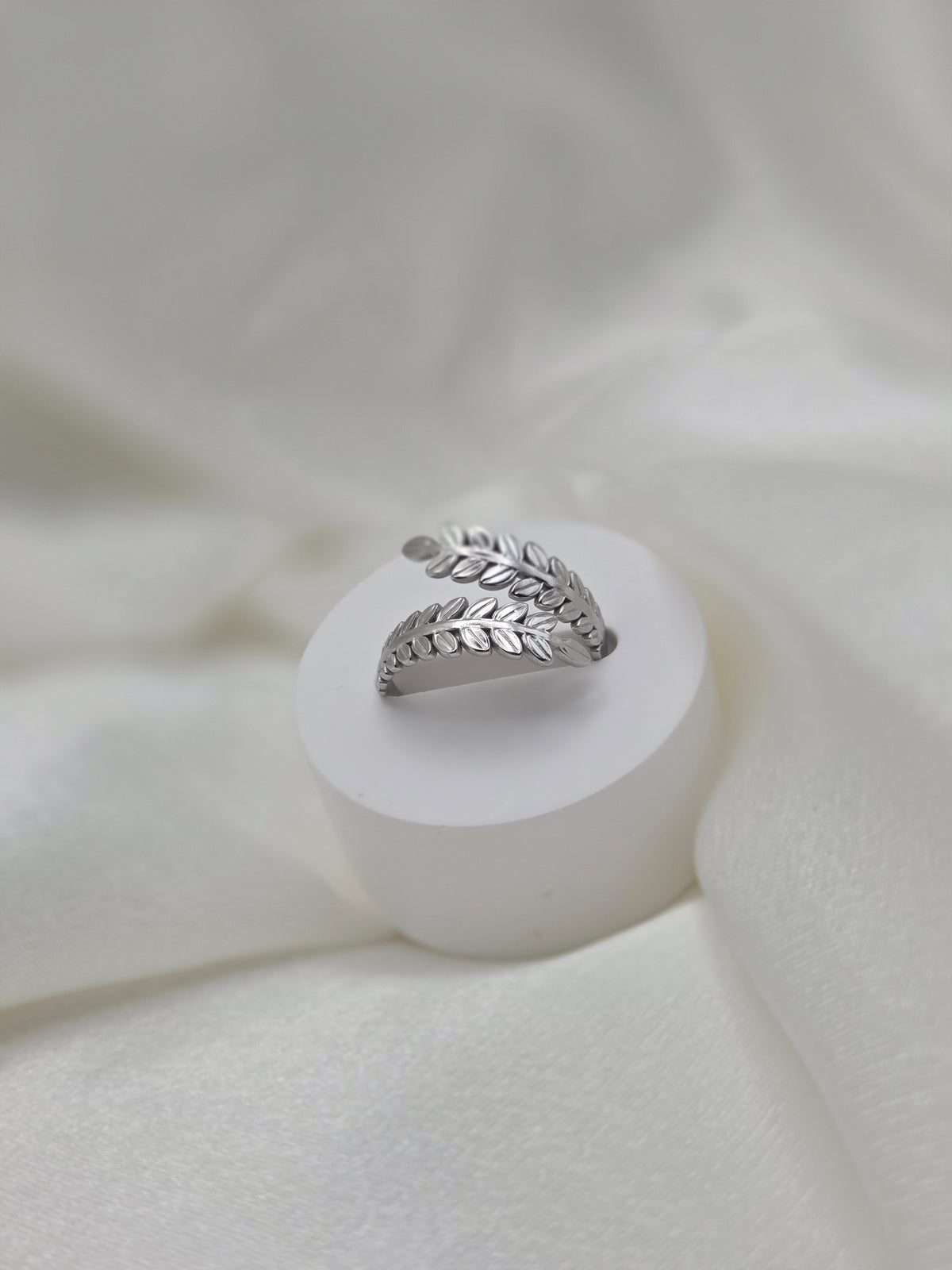 Avea Silver Ring