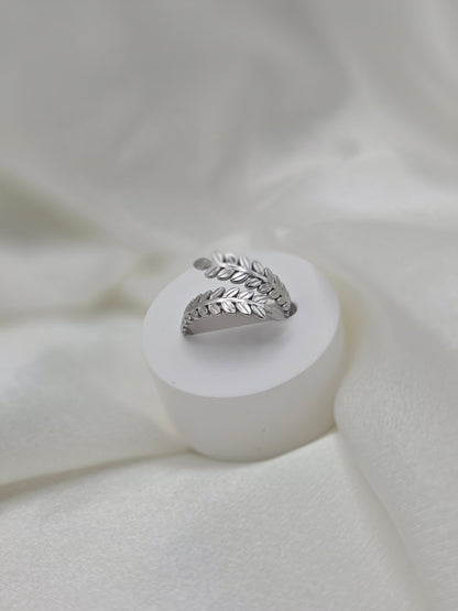 Avea Silver Ring