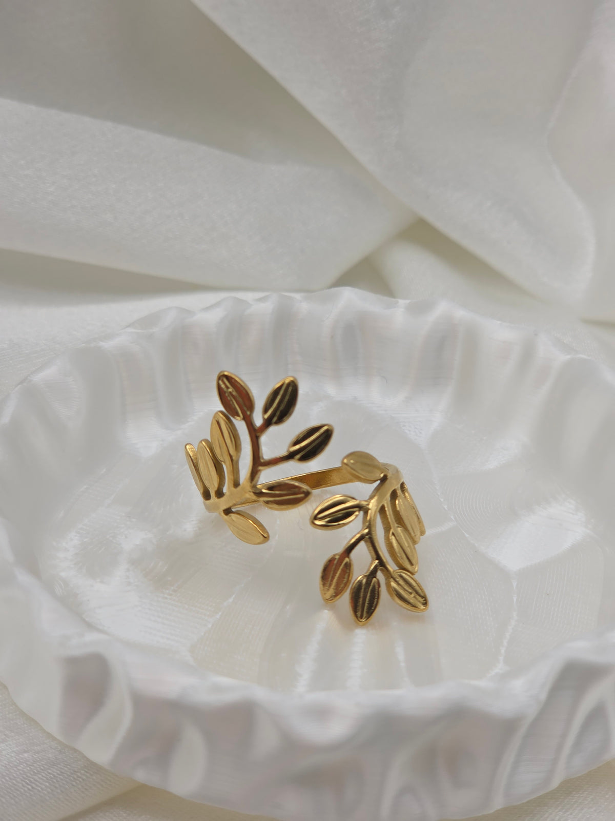 Leaf Gold Ring