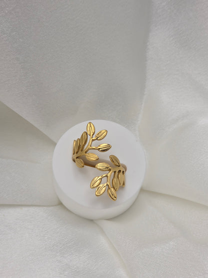 Leaf Gold Ring