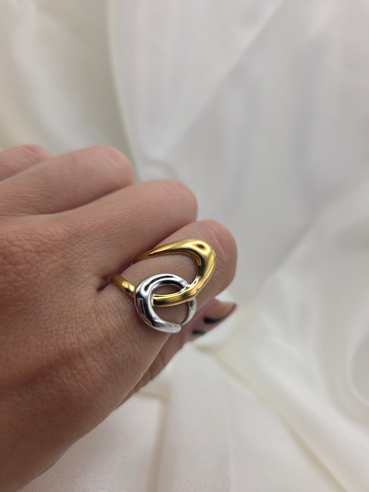 2T Ring